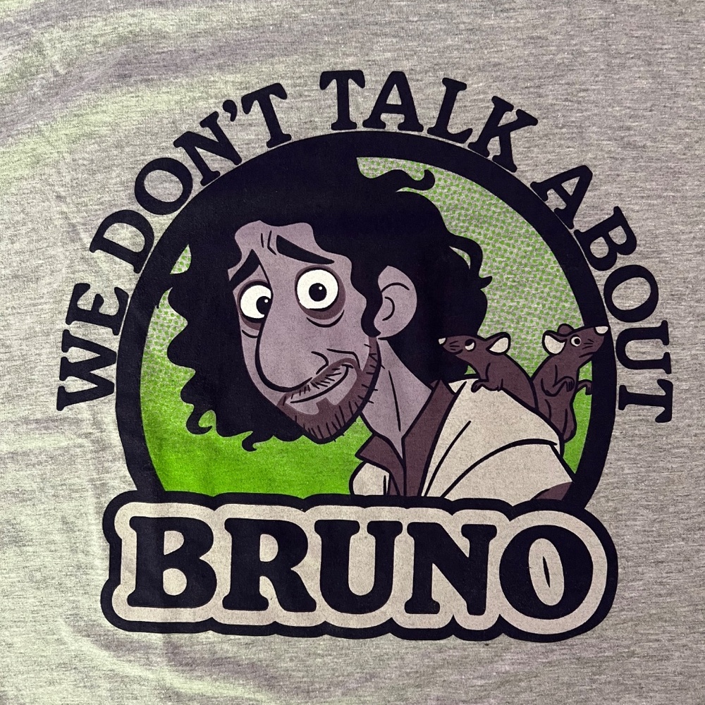 Disney Encanto - We don't talk about Bruno T-Shirt  Size  XXL - Picture 2 of 6